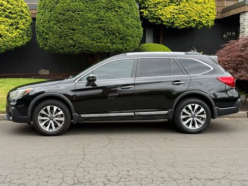 Used 2019 Subaru Outback 3.6R Touring w/ Protection Package #1 AWD/4WD image 2