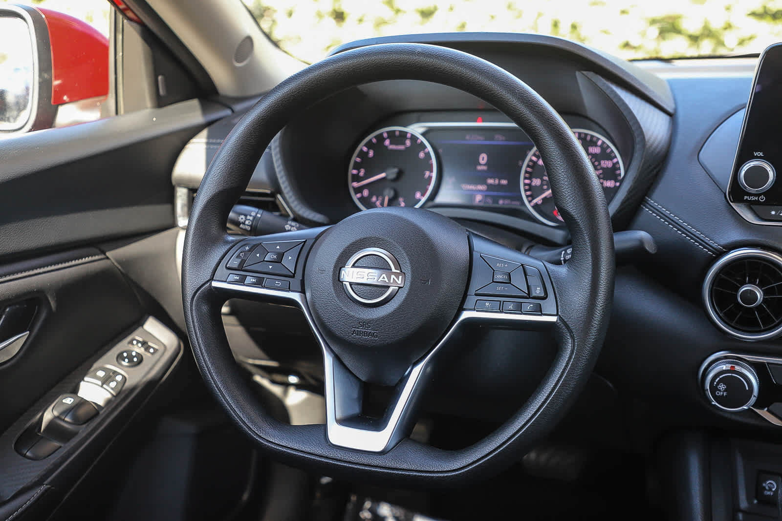 Used 2024 Nissan Sentra SV FWD image 15