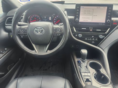 Used 2021 Toyota Camry XSE image 8