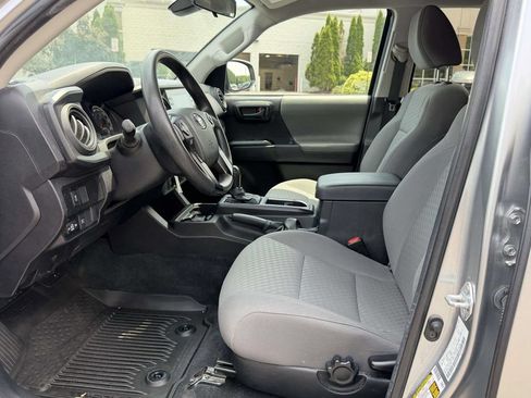 Certified 2023 Toyota Tacoma SR AWD/4WD image 16