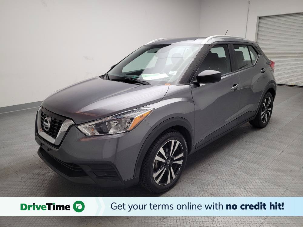 Used 2019 Nissan Kicks SV FWD image 1