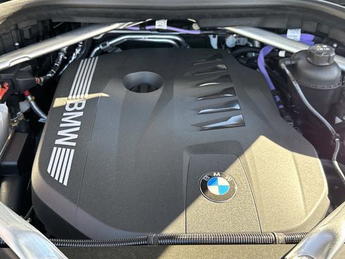 Used 2026 BMW X5 xDrive40i image 13