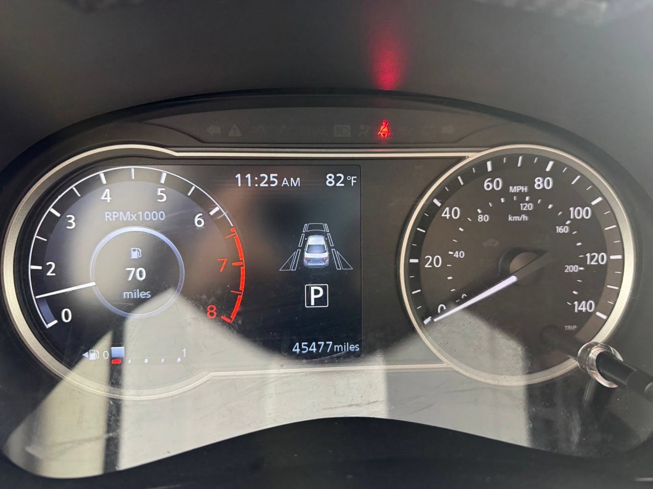 Used 2025 Nissan Versa SR FWD image 4