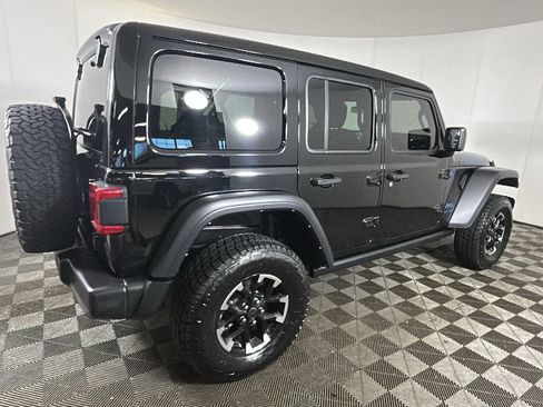 Used 2024 Jeep Wrangler Unlimited Rubicon 4xe AWD/4WD image 3