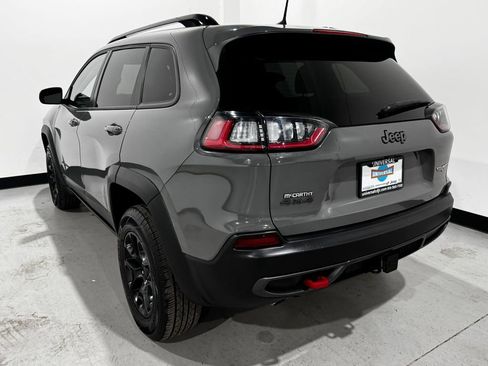 Used 2022 Jeep Cherokee Trailhawk w/ Comfort/Convenience Group AWD/4WD image 39