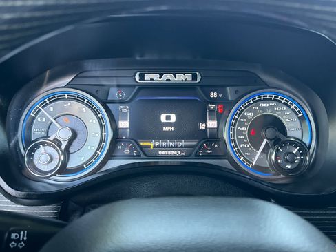 Used 2020 RAM 1500 Limited RWD image 33