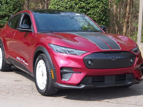 Certified 2025 Ford Mustang Mach-E GT image 1