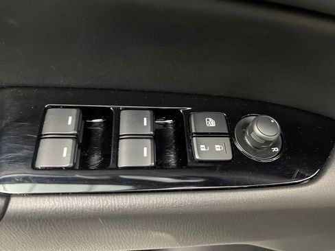 Used 2025 MAZDA CX-5 AWD 2.5 S w/ Preferred Package image 13