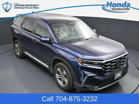 Used 2025 Honda Pilot EX-L image 14