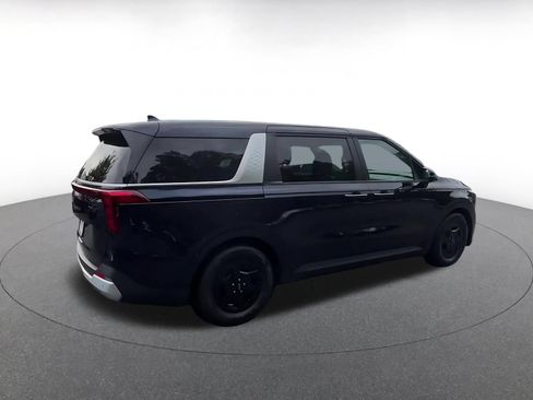 Used 2026 Kia Carnival FWD image 14
