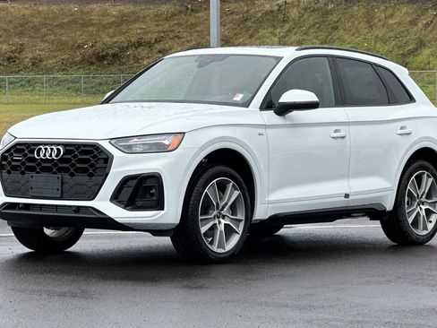 Used 2025 Audi Q5 2.0T Premium w/ Convenience Plus Package AWD/4WD image 7