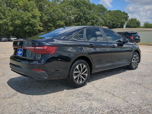Used 2025 Volkswagen Jetta S FWD image 3