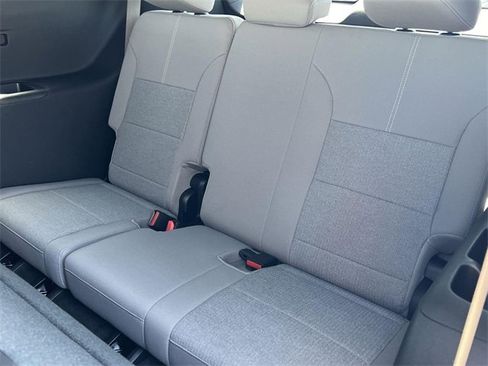 New 2025 GMC Acadia Elevation image 26