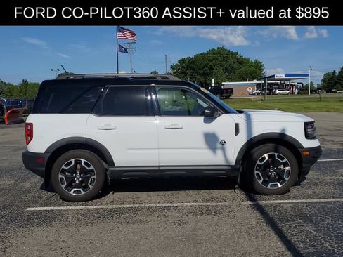 Used 2022 Ford Bronco Sport Outer Banks w/ Tech Package AWD/4WD image 10