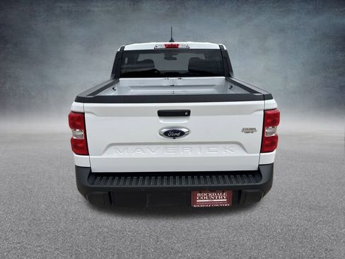 Used 2023 Ford Maverick XLT image 4