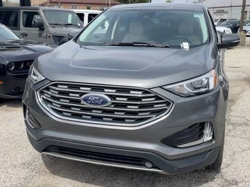 Used 2022 Ford Edge Titanium image 8