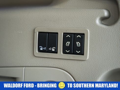 Used 2019 Cadillac Escalade ESV Luxury image 10