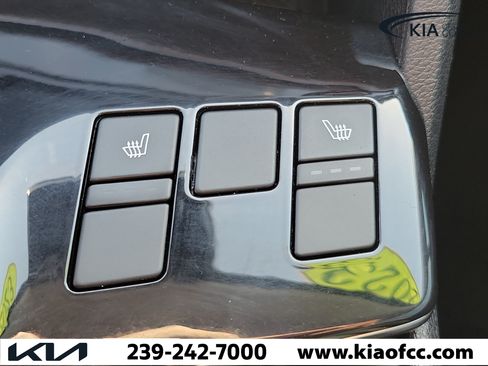Used 2023 Kia Sportage EX FWD image 28