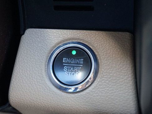 Used 2018 Ford F150 Lariat w/ Equipment Group 502A Luxury image 31