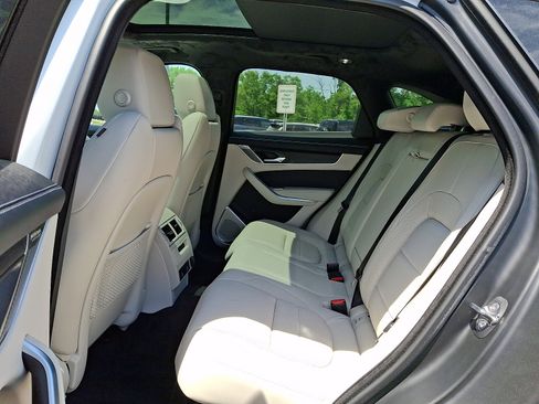 New 2026 Jaguar F-PACE R-Dynamic S AWD/4WD image 5
