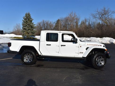 Used 2024 Jeep Gladiator Mojave image 5