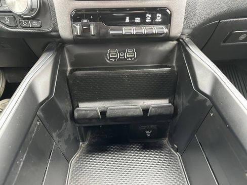 Used 2020 RAM 1500 Laramie w/ Sport Appearance Package image 34