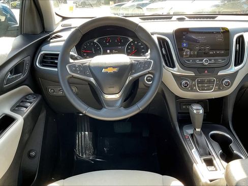 Used 2020 Chevrolet Equinox LT image 9
