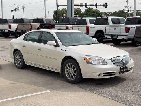 Used 2011 Buick Lucerne CXL FWD image 7