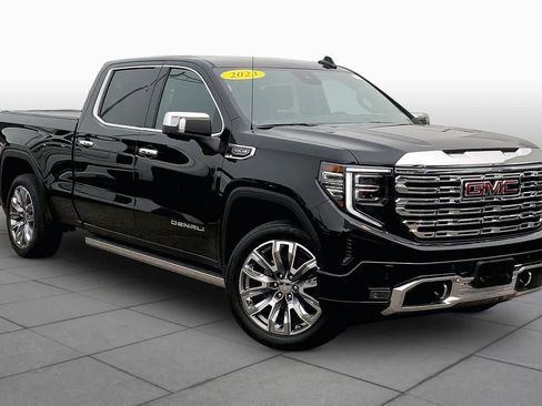 Certified 2023 GMC Sierra 1500 Denali w/ Denali Reserve Package AWD/4WD image 3