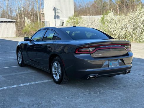 Used 2020 Dodge Charger SXT w/ Cold Weather Package image 6