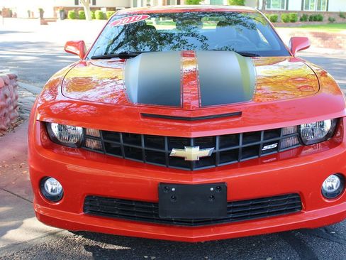 Used 2010 Chevrolet Camaro SS image 29