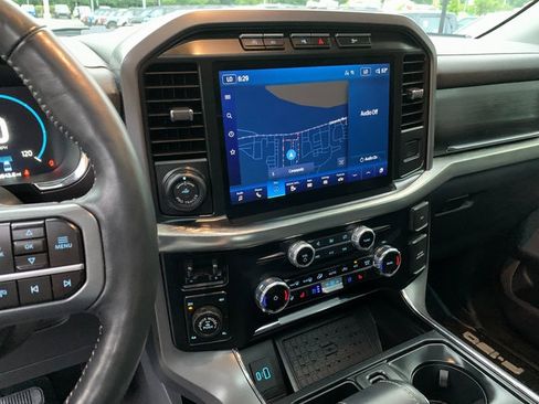 Used 2023 Ford F150 Lariat w/ Equipment Group 502A High AWD/4WD image 31