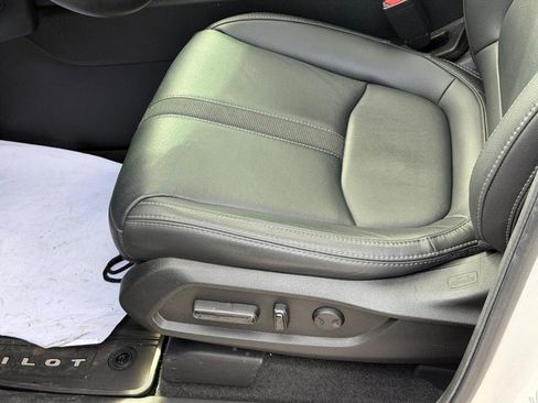 Used 2025 Honda Pilot Touring image 27