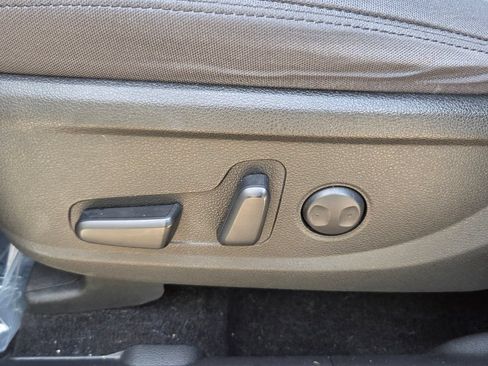 Used 2023 Hyundai Santa Fe SEL FWD image 12