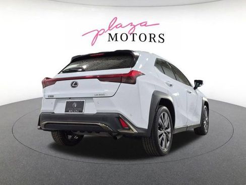 Used 2019 Lexus UX 200 F Sport w/ F Sport Premium Package FWD image 5