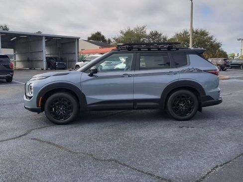 New 2026 Mitsubishi Outlander AWD image 9