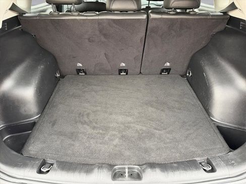 Used 2018 Jeep Compass Latitude w/ Cold Weather Group image 20