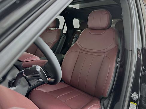New 2026 Land Rover Range Rover Sport Dynamic SE AWD/4WD image 10