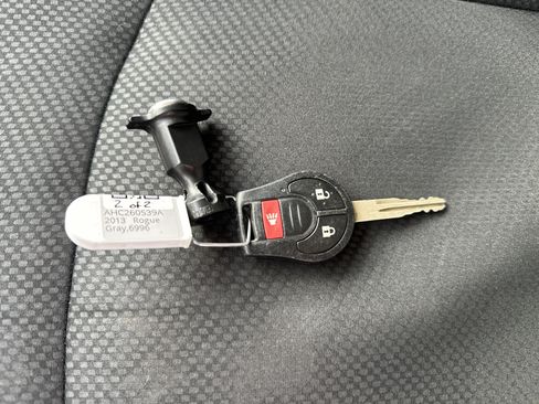 Used 2013 Nissan Rogue S w/ Special Edition Pkg image 30