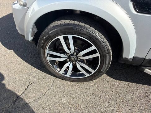 Used 2016 Land Rover LR4 HSE LUX AWD/4WD image 29