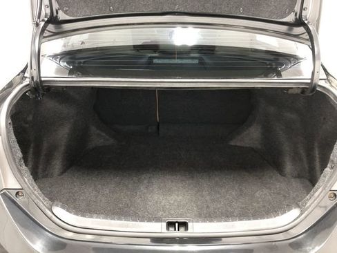 Used 2016 Toyota Corolla LE image 23