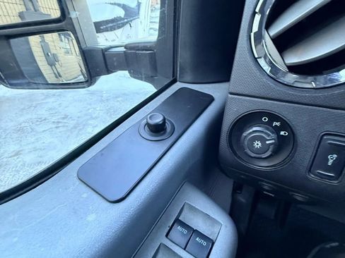 Used 2016 Ford F250 XLT image 30