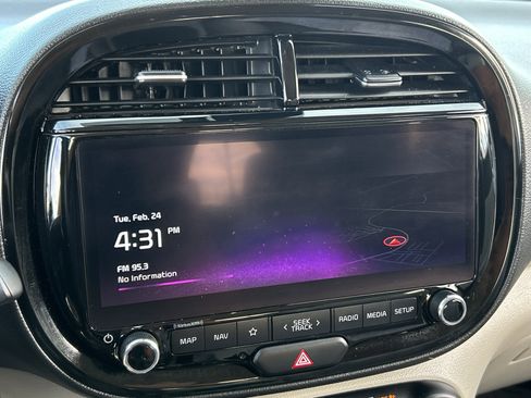 Certified 2023 Kia Soul EX image 28