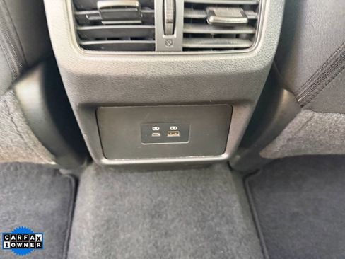 Used 2023 Nissan Rogue SV image 28