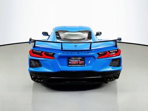 Used 2023 Chevrolet Corvette Stingray Coupe w/ Z51 Performance Package image 7