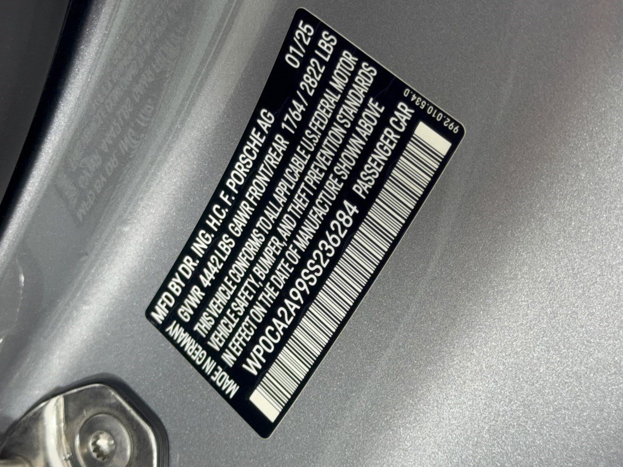 Certified 2025 Porsche 911 Carrera RWD image 31
