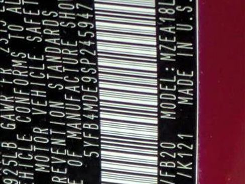 Used 2025 Toyota Corolla LE image 22