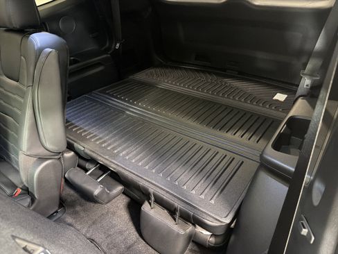 Used 2025 Kia Telluride SX Prestige AWD/4WD image 12