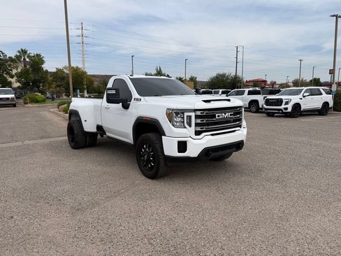 Used 2022 GMC Sierra 3500 SLE AWD/4WD image 3