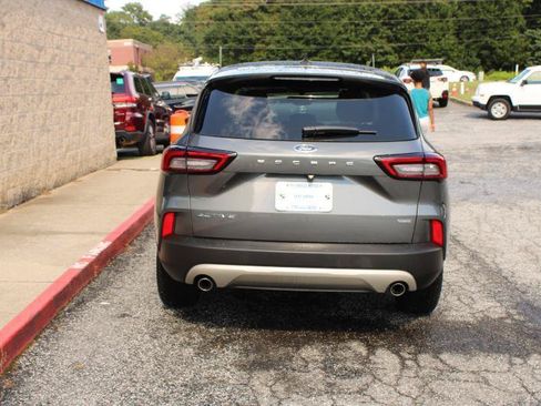 Used 2023 Ford Escape Active FWD image 5